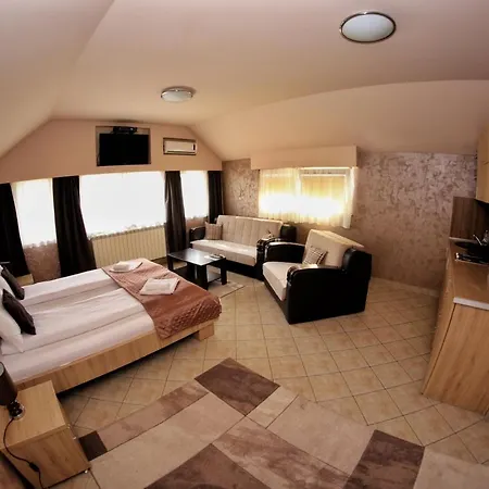 Apartmani Zecevic Никшич Экстерьер фото