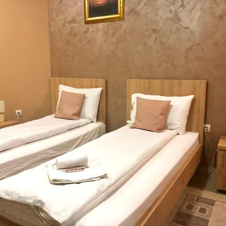 Apartmani Zecevic Никшич Экстерьер фото
